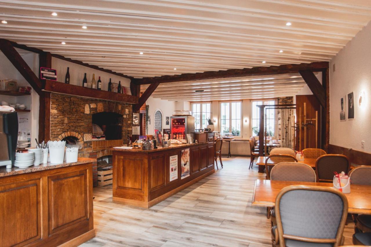 Hotel Demi-Lune Saint-Ursanne Extérieur photo